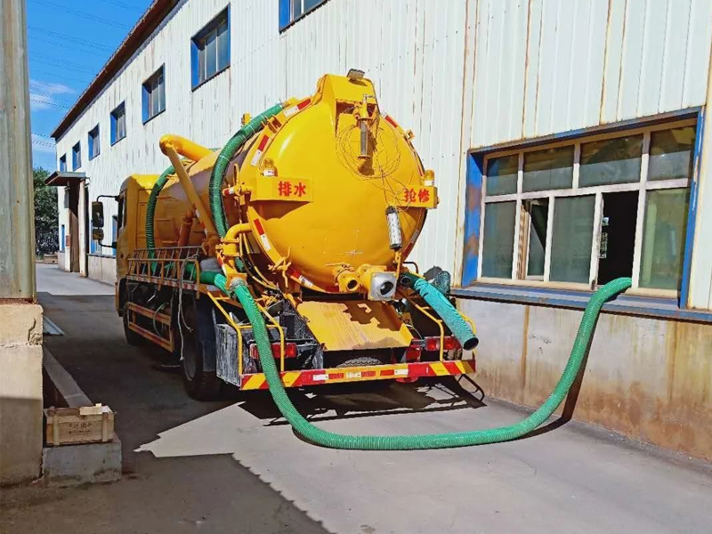 梅山厂区化粪池清理